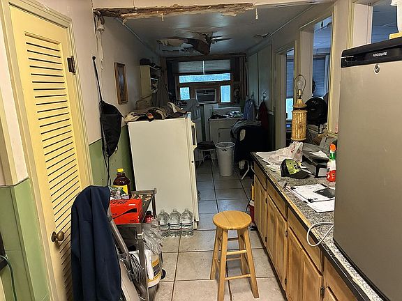 5th image of 1414 10th St