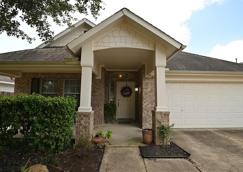 1st image of 16907 Green Star Ln