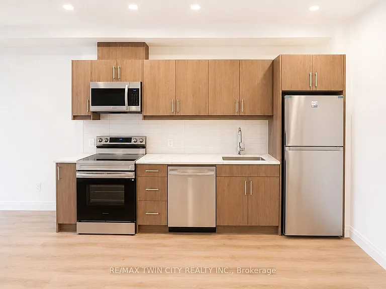 1333 Weber St E #209 — Photo 5