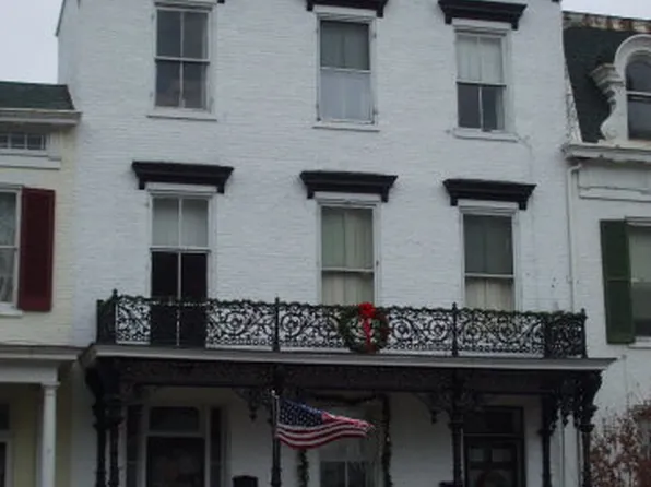 13 W 3rd St, Maysville, KY 41056