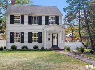 1316 S Grand Ave W, Springfield, IL 62704