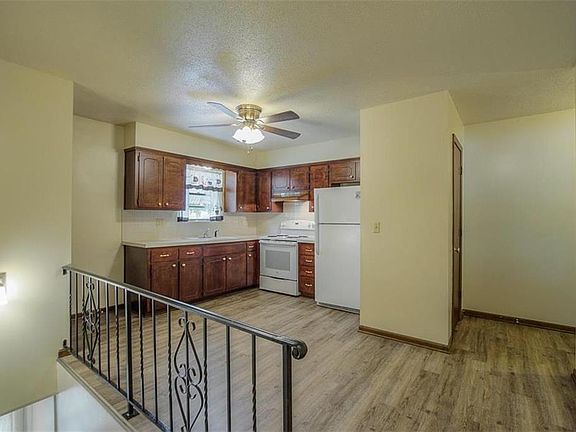 4th image of 8400 Sterling Ave