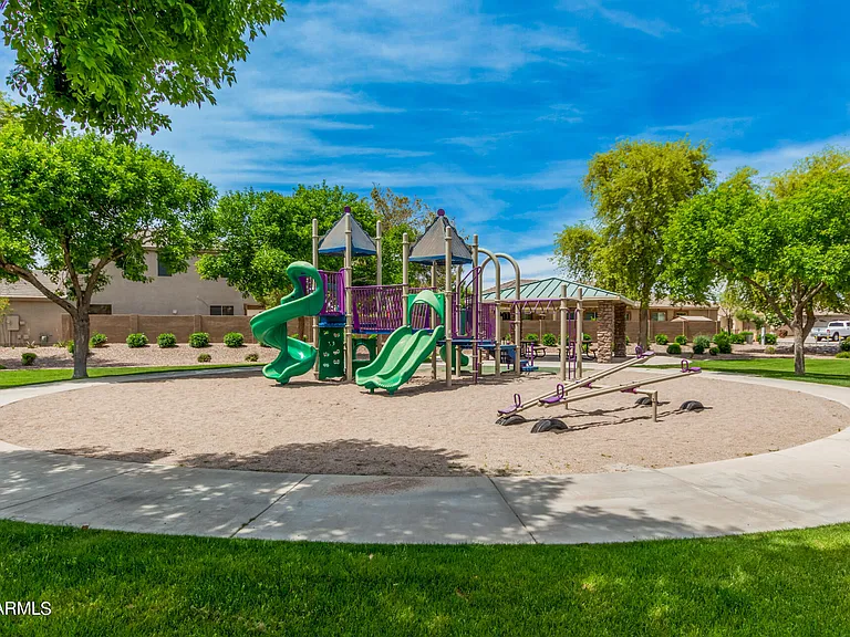 43829 W Snow Dr — Photo 39