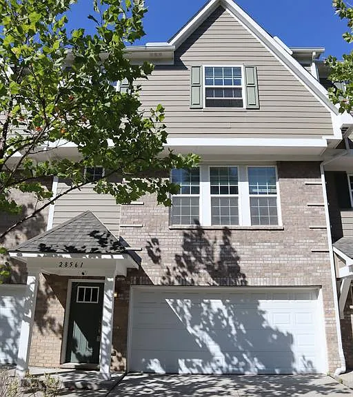 28561 Melanie Ln — Photo 1