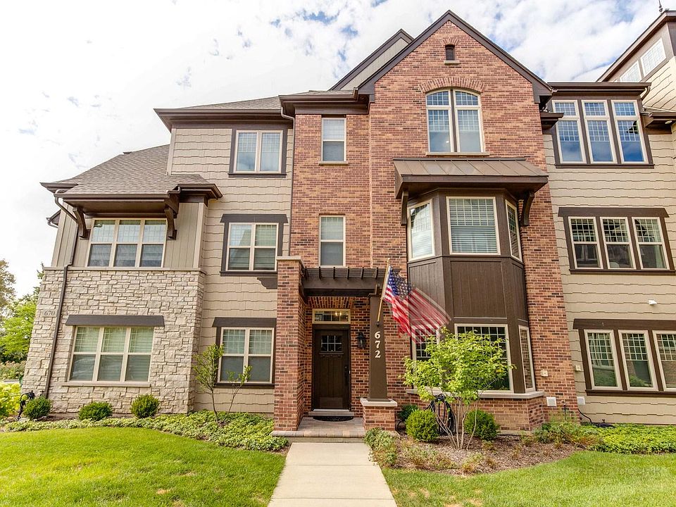 1st image of 672 Parkside Ct