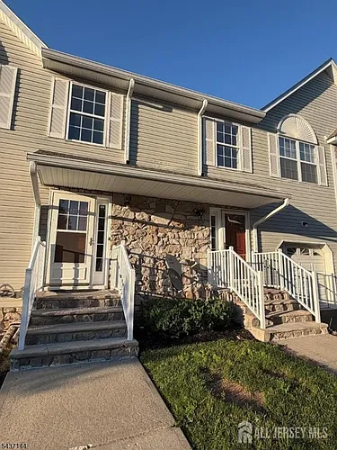 37 Mindy Dr Photo 1