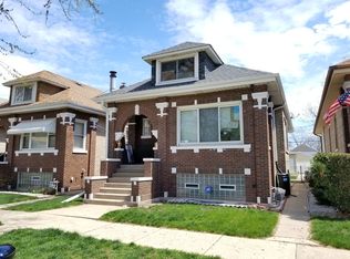 1429 Clinton Ave, Berwyn, IL 60402