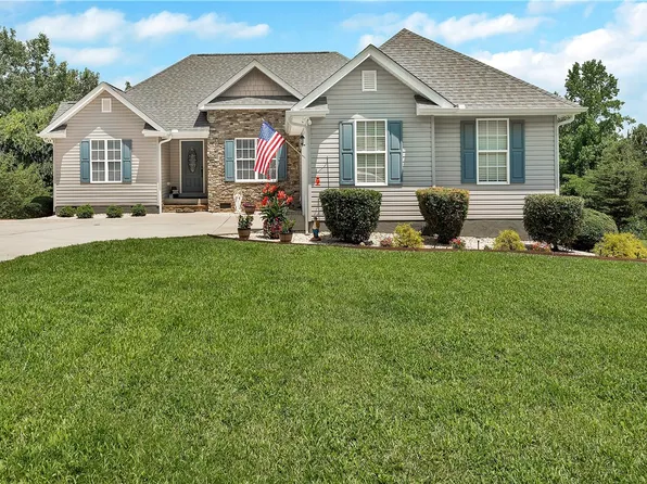131 Morgan Rd, West Union, SC 29696
