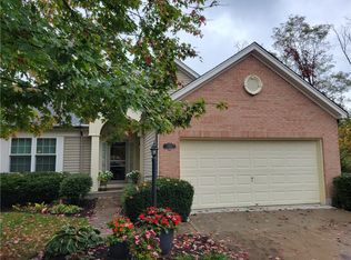 958 Raintree Ln, Maineville, OH 45039