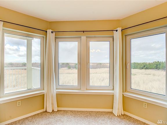 4th image of 501 Shoreview Dr S APT 106