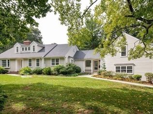 30 Arnold Rd, Hingham, MA 02043