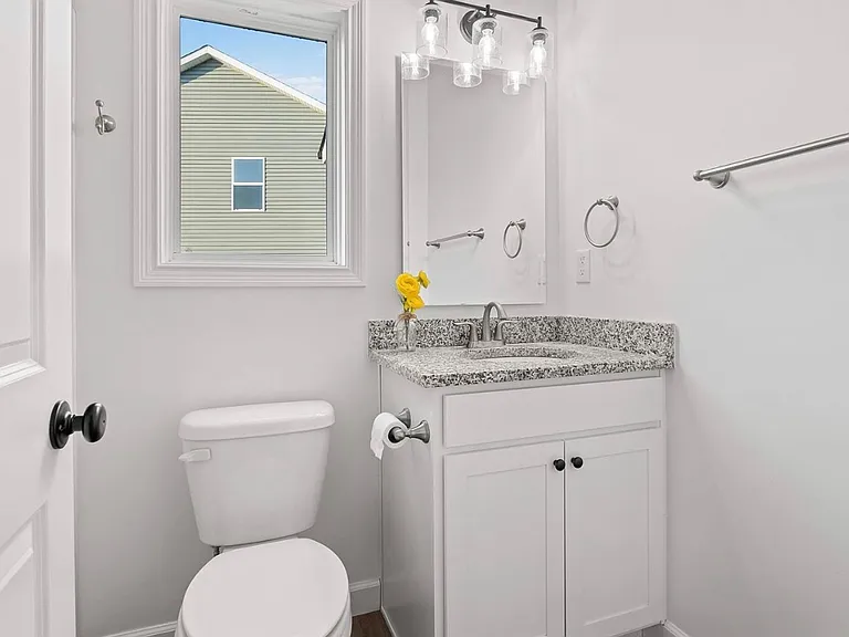 5335 Daffodil Dr — Photo 14