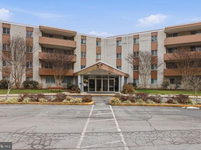 7505 Democracy Blvd APT A123, Bethesda, MD, 20817