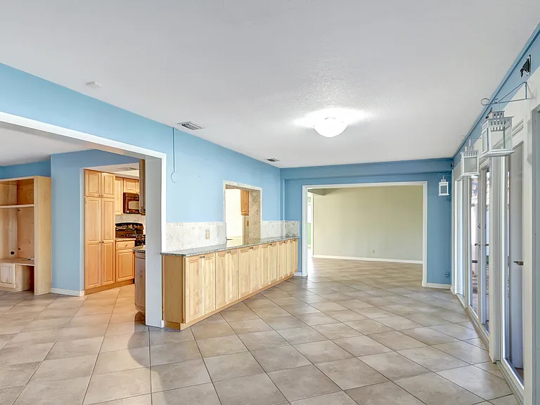W Terrace Dr — Photo 12