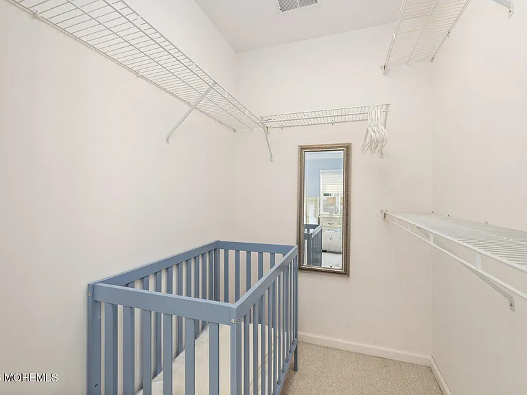 116 Sunset Dr N — Photo 29