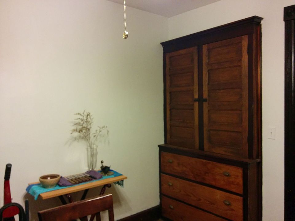 2nd image of 52 Union St