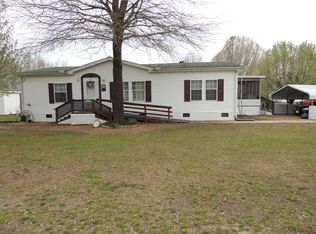 103 Indian Creek Dr, Paris, TN 38242