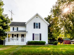 1080 Snow Rd, Buchanan, MI 49107