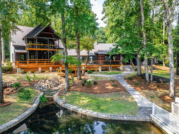 1040 Chieftain Way, White Plains, GA 30678