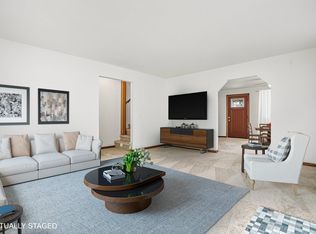 6014 Lake St, Mc Farland, WI 53558