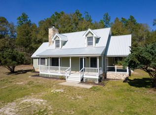 4681 Haybarn Rd, Holt, FL 32564