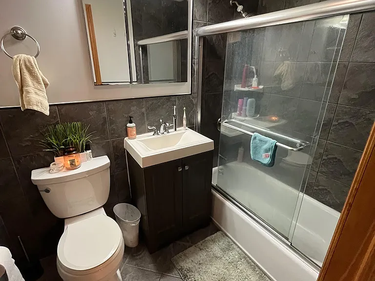 140 E 31st St #61 — Photo 9
