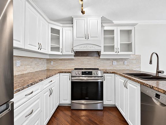 2nd image of 1100 56th St #211N