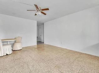 26 Farrell St APT 10, Houston, TX 77022