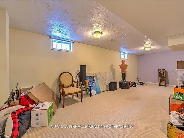 1263 Aldersbrook Rd — Photo 38