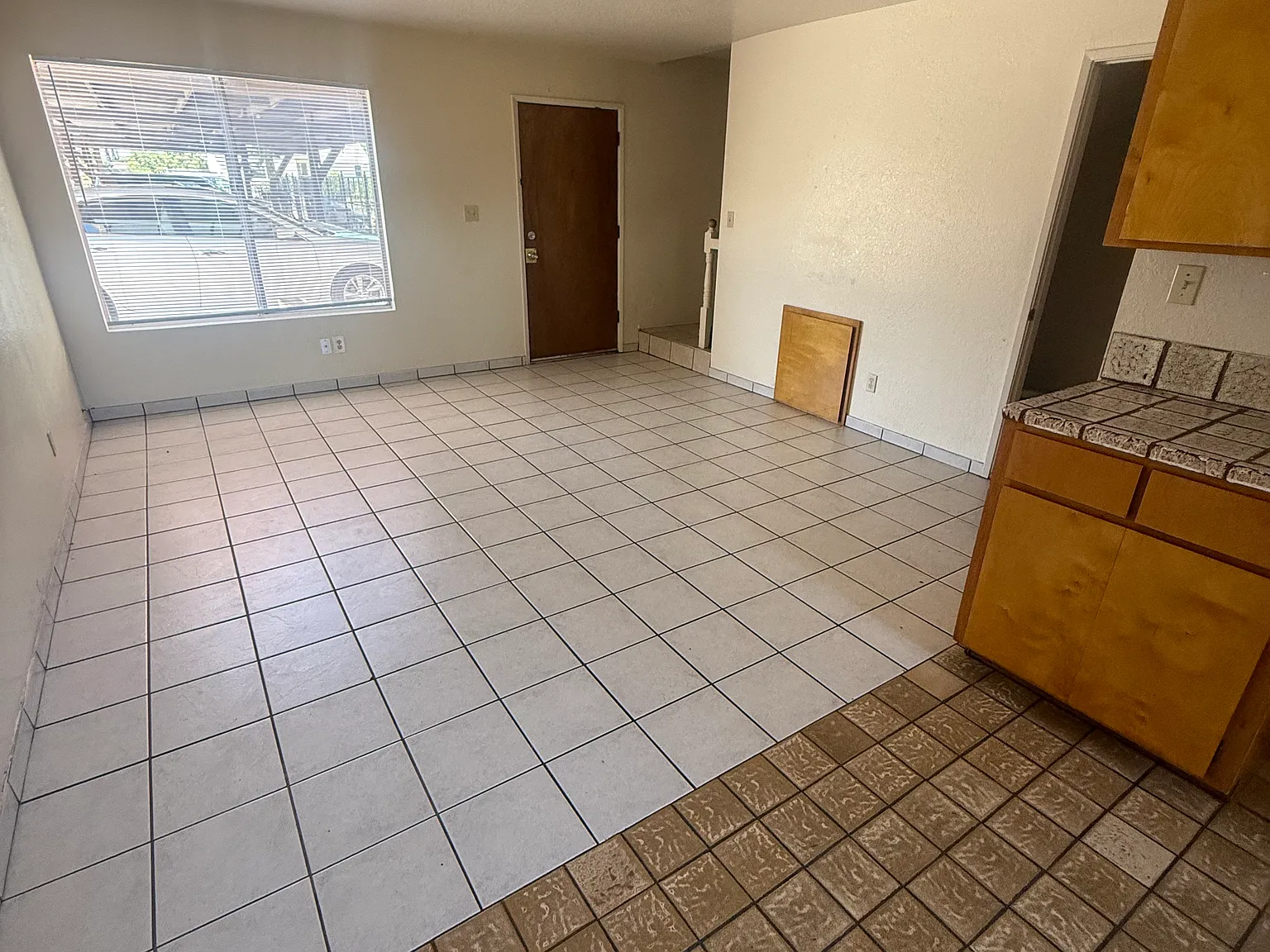 150 20th Century Blvd — Photo 3