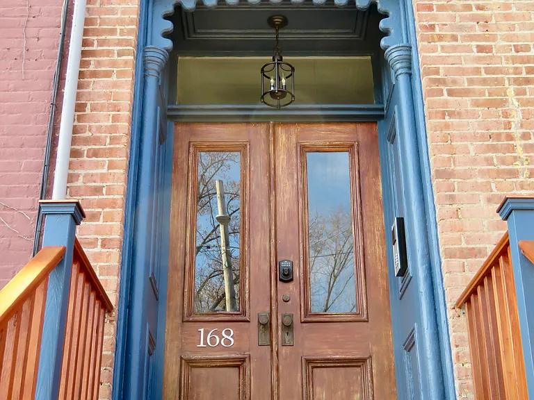 168 Lander St #3 — Photo 2