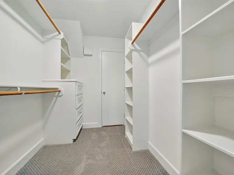 650 Westcross St #44 — Photo 36