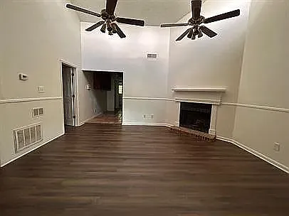 151 Loblolly Dr — Photo 2