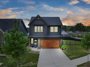 5750 Acadia Dr, Chattanooga, TN 37415