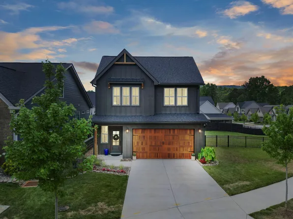 5750 Acadia Dr, Chattanooga, TN 37415