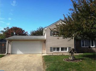 13 Merriman Rd, Newark, DE 19713