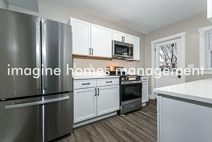 3 bed, 1.0 bath, 1228 sqft, $1,550 — Photo 4