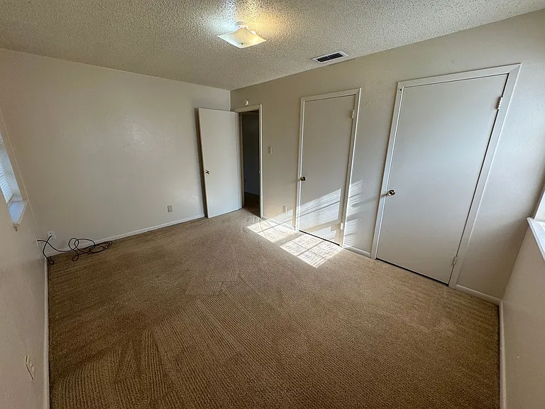 1104 Cummings Ave — Photo 14