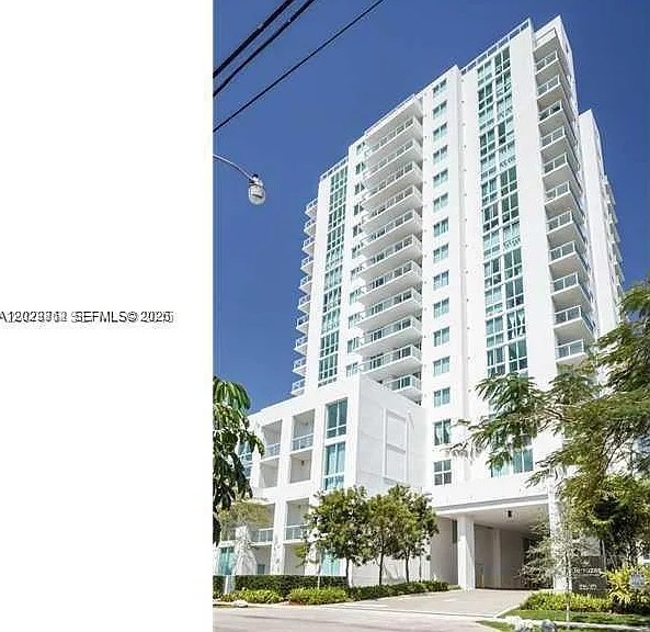 1861 NW South River Dr #1403 — Photo 5