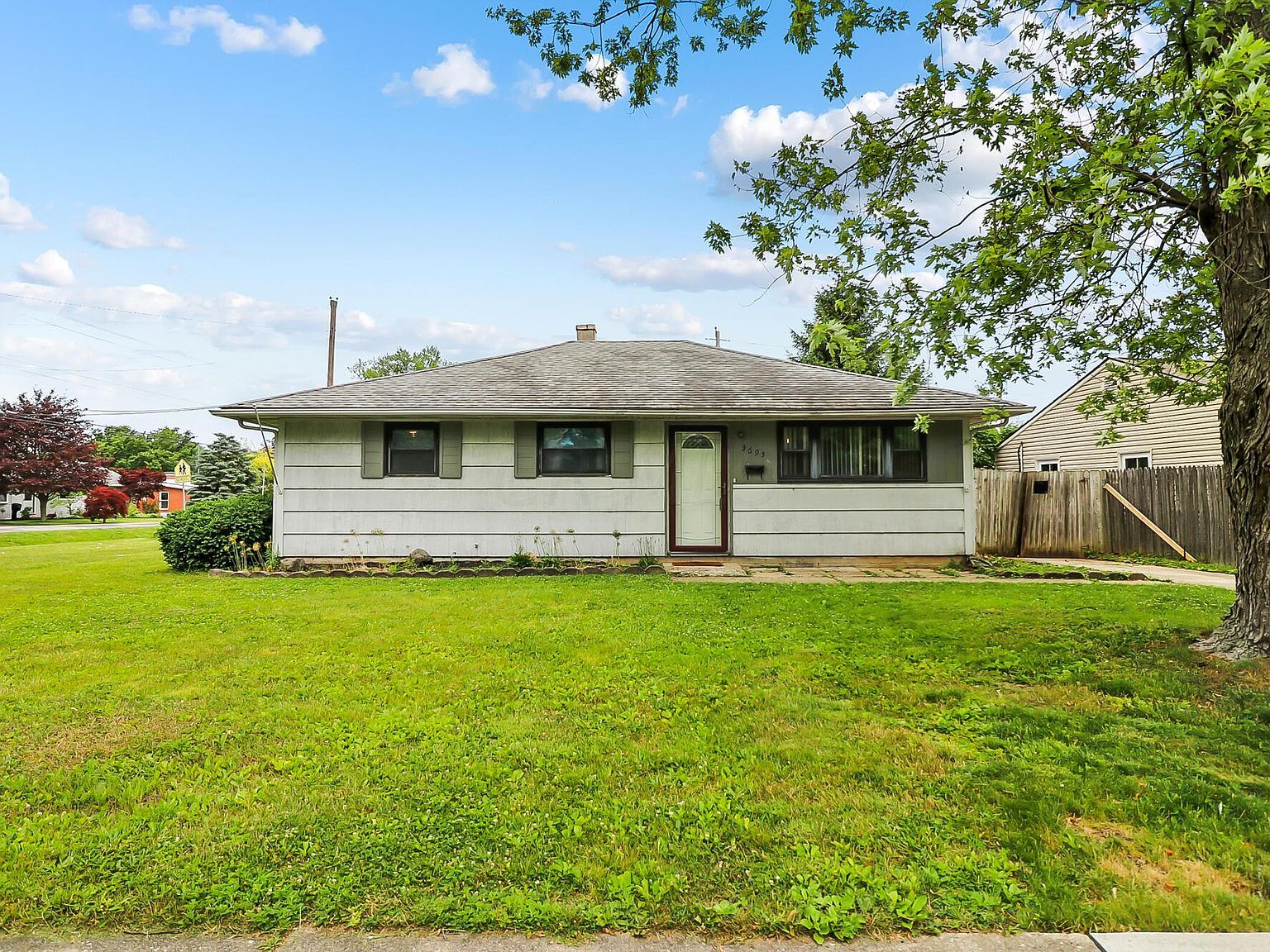 3695 Luxair Dr, Hilliard, OH 43026 Zillow