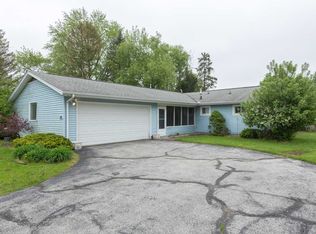17330 Willowbrook Dr, South Bend, IN 46635