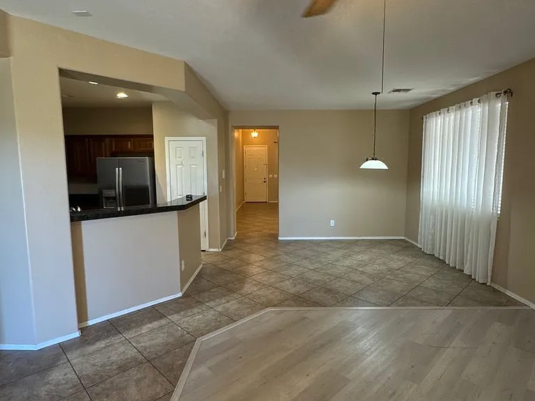 39208 N Parker Ln — Photo 14