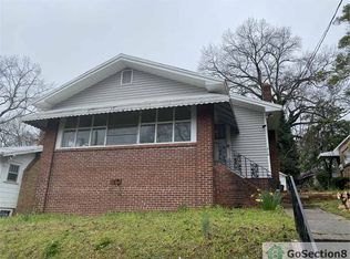 716 8th St, Midfield, AL 35228