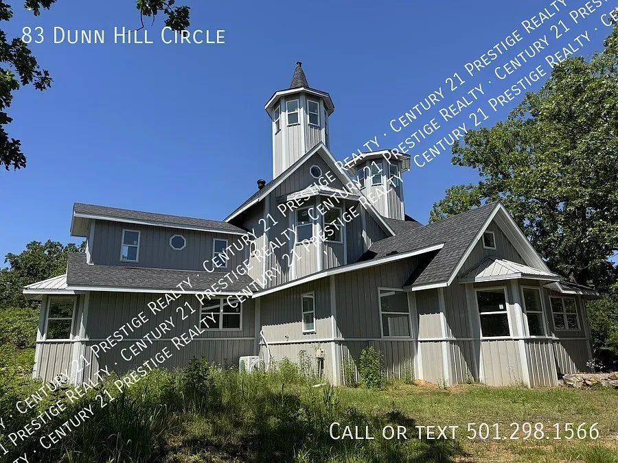 5 bed, 3700 sqft, $3,975 — Photo 2