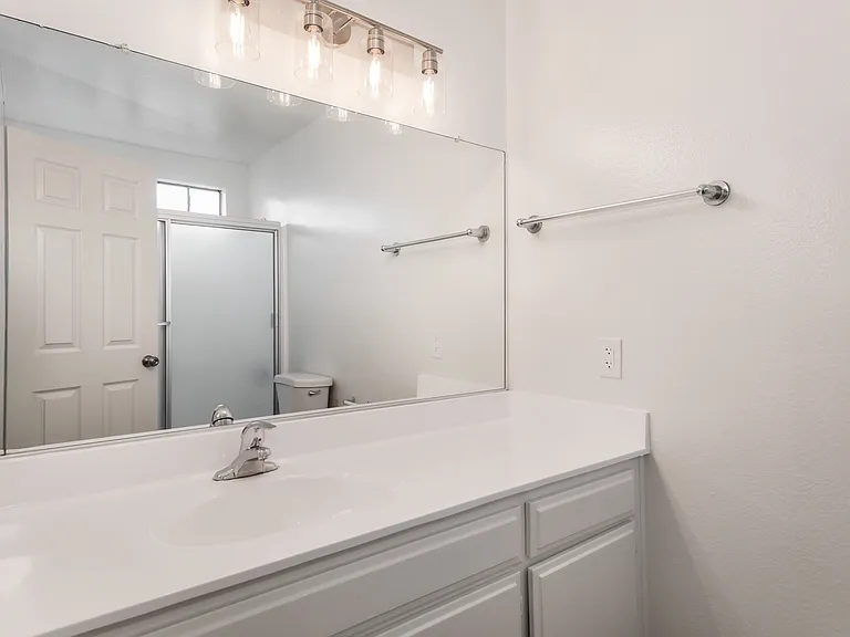 1169 Rosedale Ave #204 — Photo 12