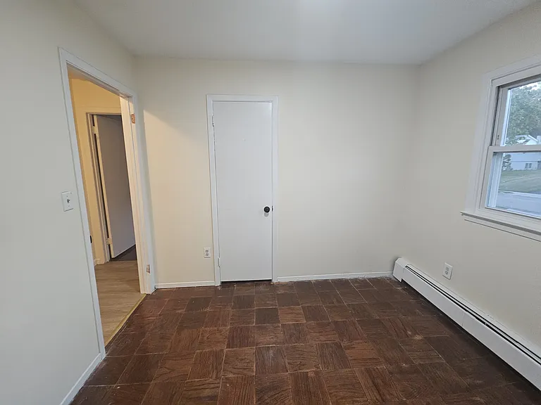 13 Regina Dr — Photo 21