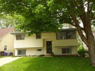 1823 Raismore Rd, Rockford, IL 61108