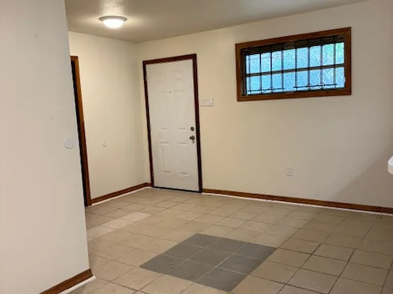 6015 Doulton Dr — Photo 3