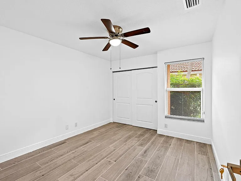5122 Elpine Way — Photo 14