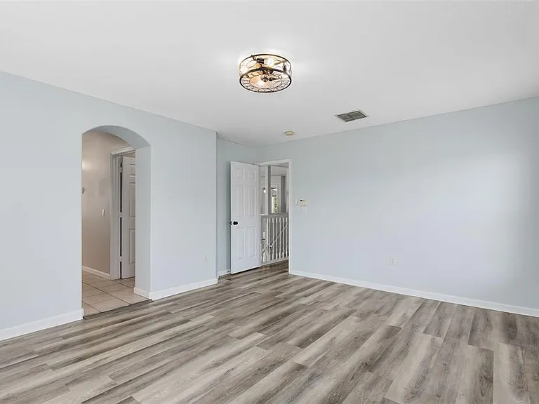3813 Goldenglow Dr — Photo 24